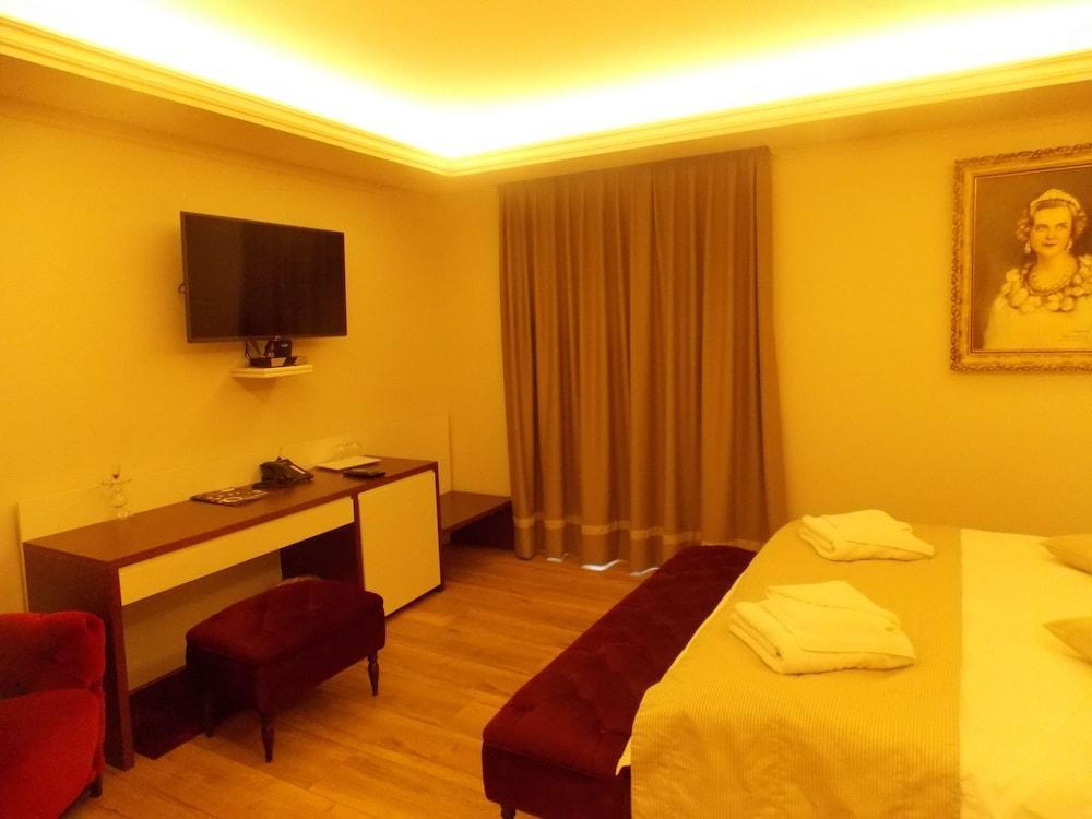 Hotel Queen Selitë e Vogël Eksteriør billede