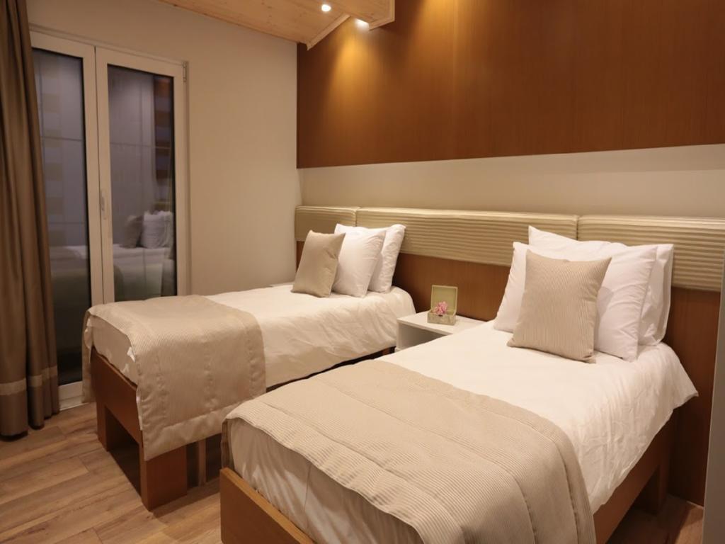 Hotel Queen Selitë e Vogël Eksteriør billede